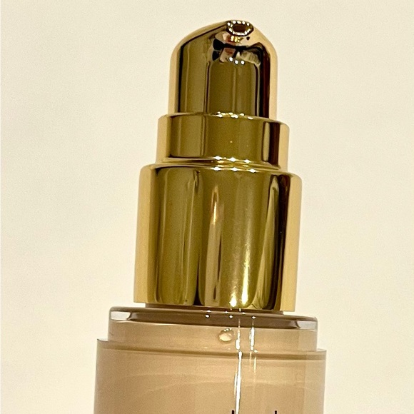 Tarte Face Tape Foundation Shade 20S - Picture 8 of 10